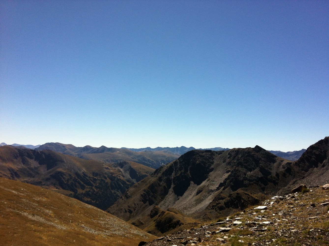 senderismo-trekking-andorra-mountain-hostel-tarter 7